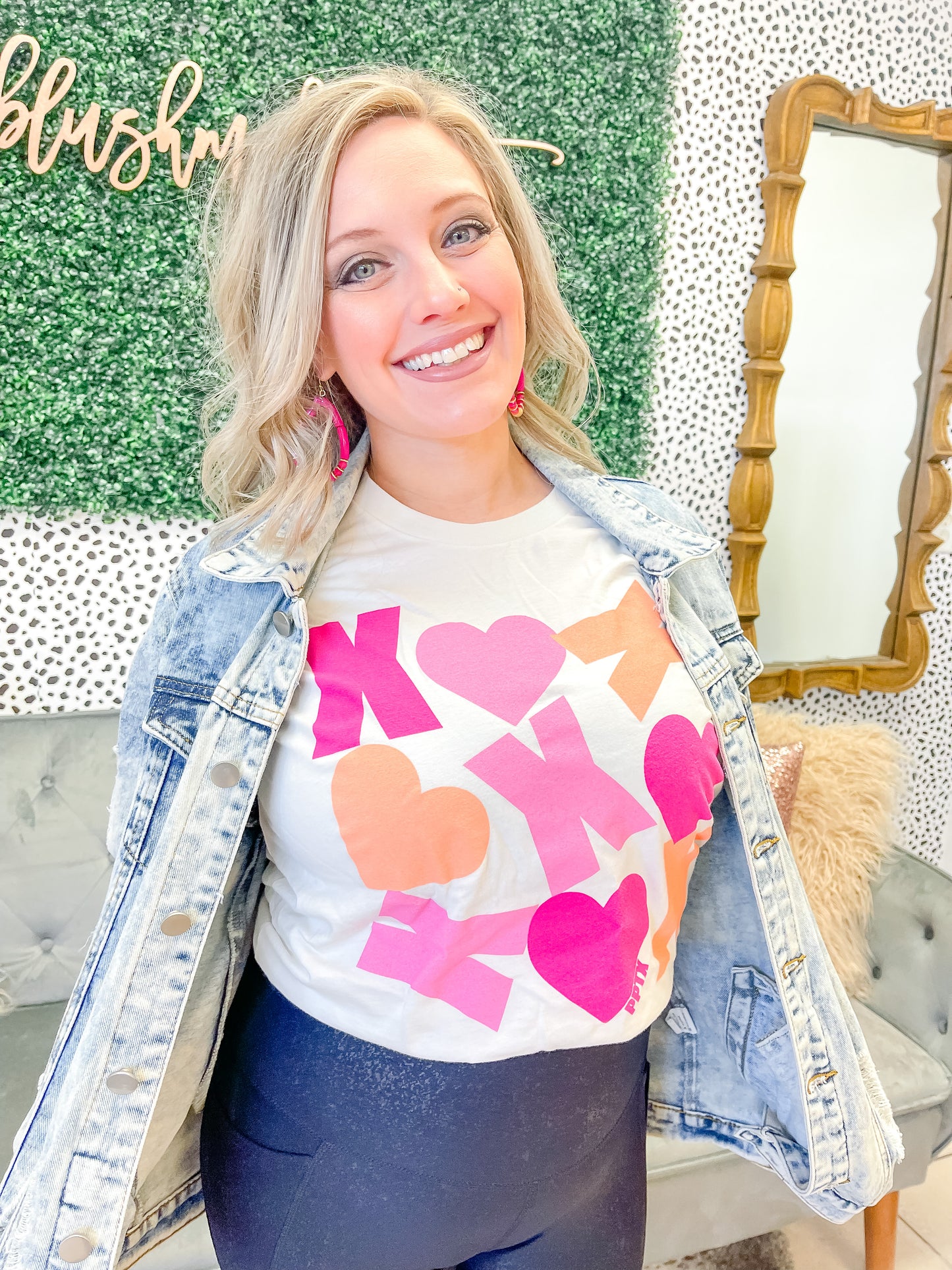 Jumbled Love Tee CREAM (S-2XL)