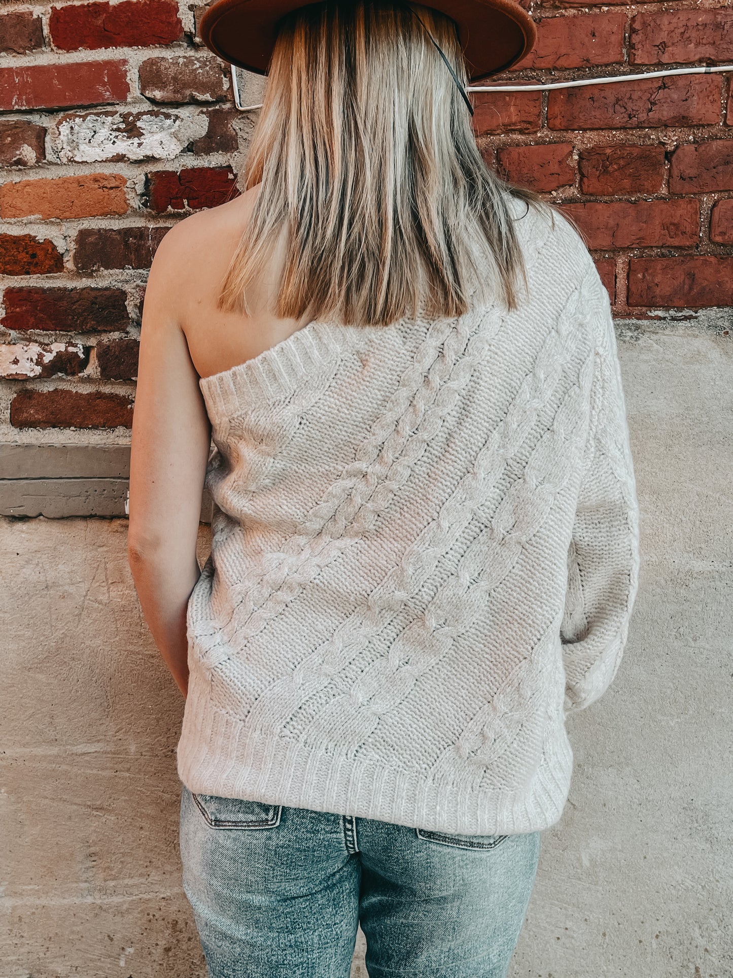 Said It All One Shoulder Sweater CREAM (S-XL)