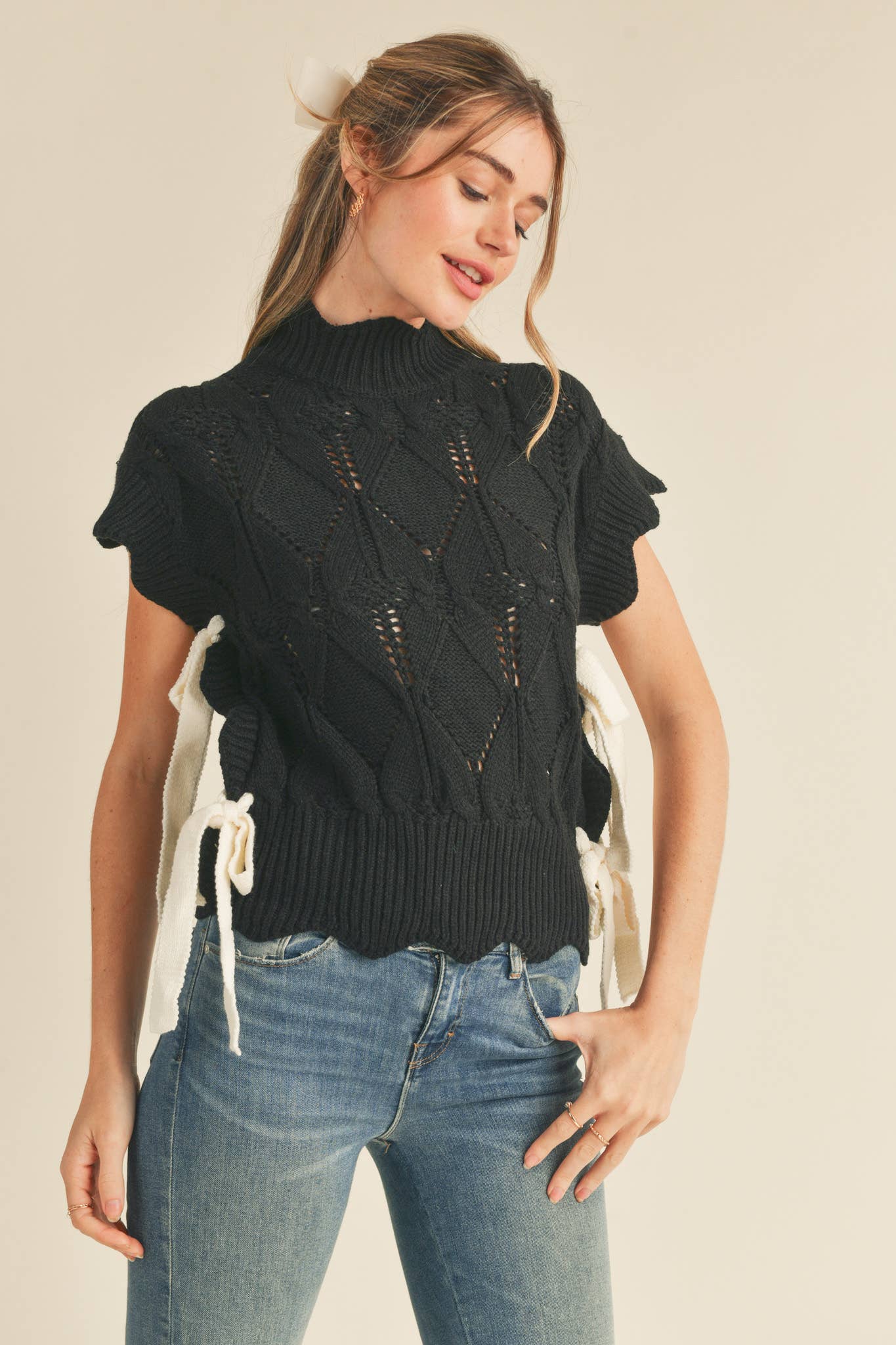 MOCK NECK CROPPED SWEATER VEST MSW2133: Cool Taupe / S