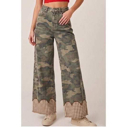 Scallop Heritage Contrast Cuff Wide Leg Washed Camo Pant: VINTAGE CAMO / S-M-L-XL(2-2-2-1)