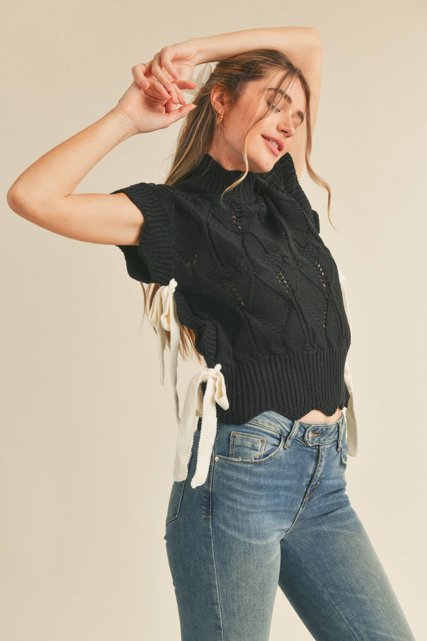 MOCK NECK CROPPED SWEATER VEST MSW2133: Cool Taupe / L