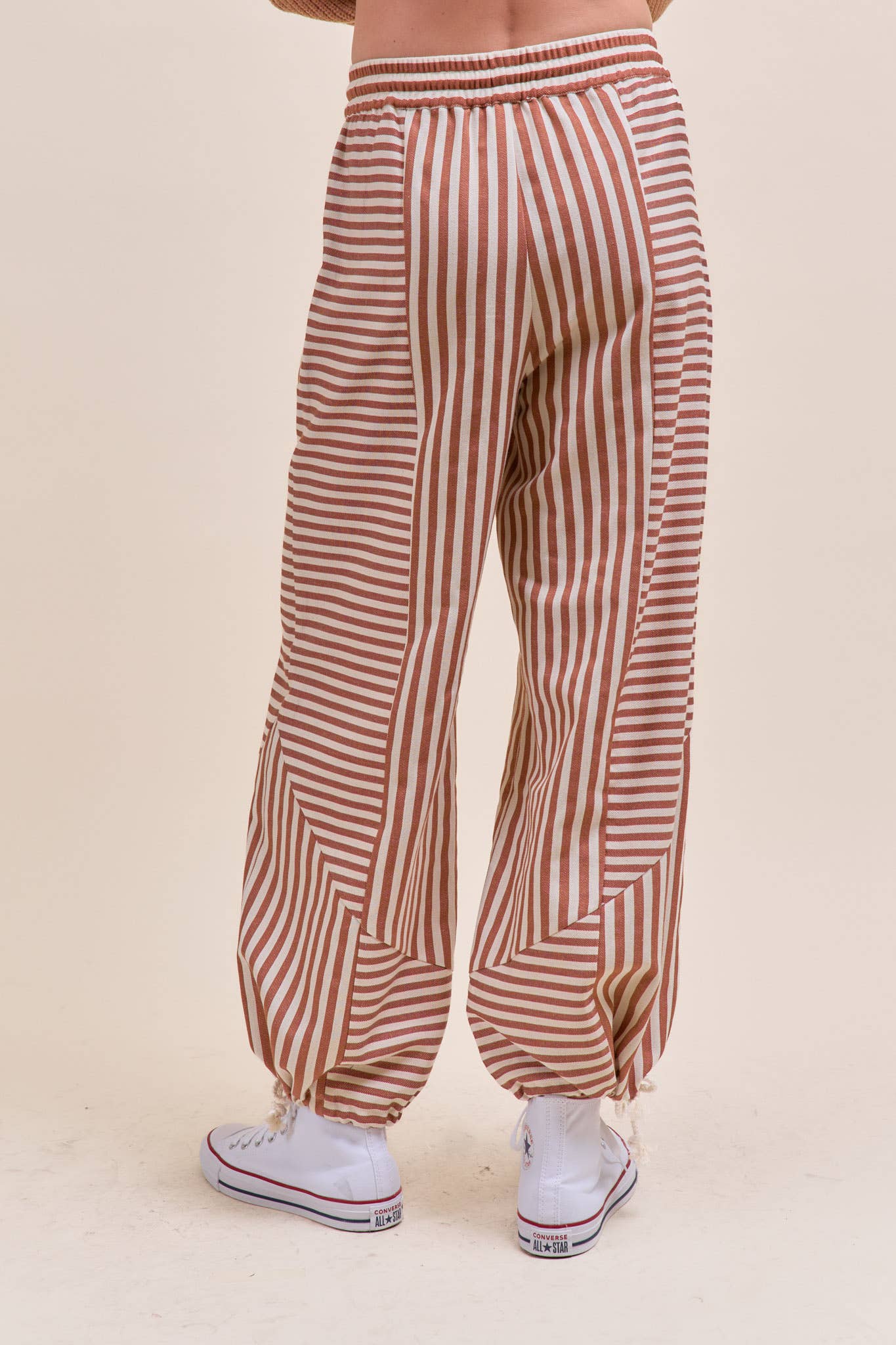 MIXED STRIPES PARACHUTE PANTS MP4366: Dark Blue Stripe / L