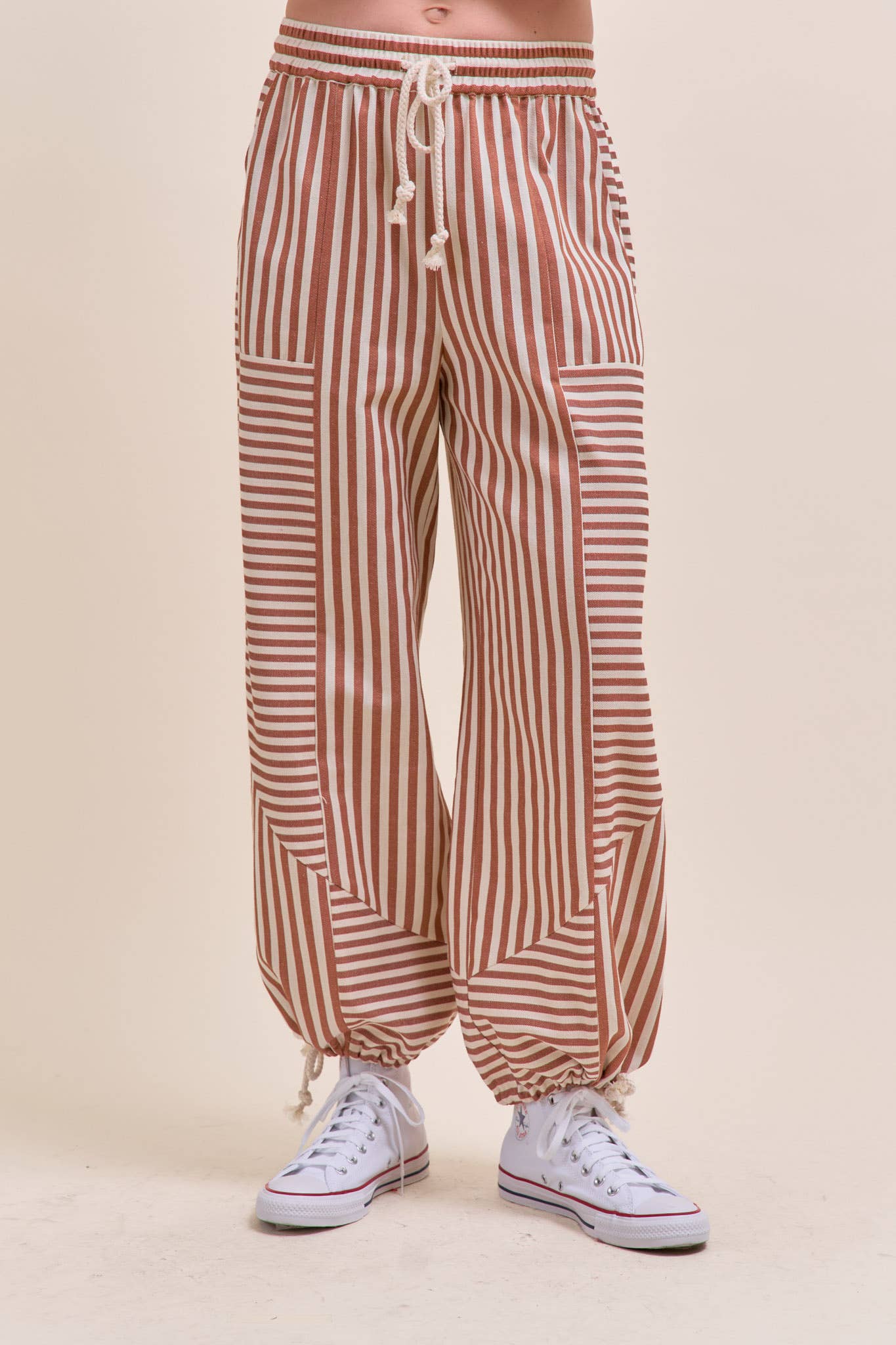 MIXED STRIPES PARACHUTE PANTS MP4366: Dark Blue Stripe / L