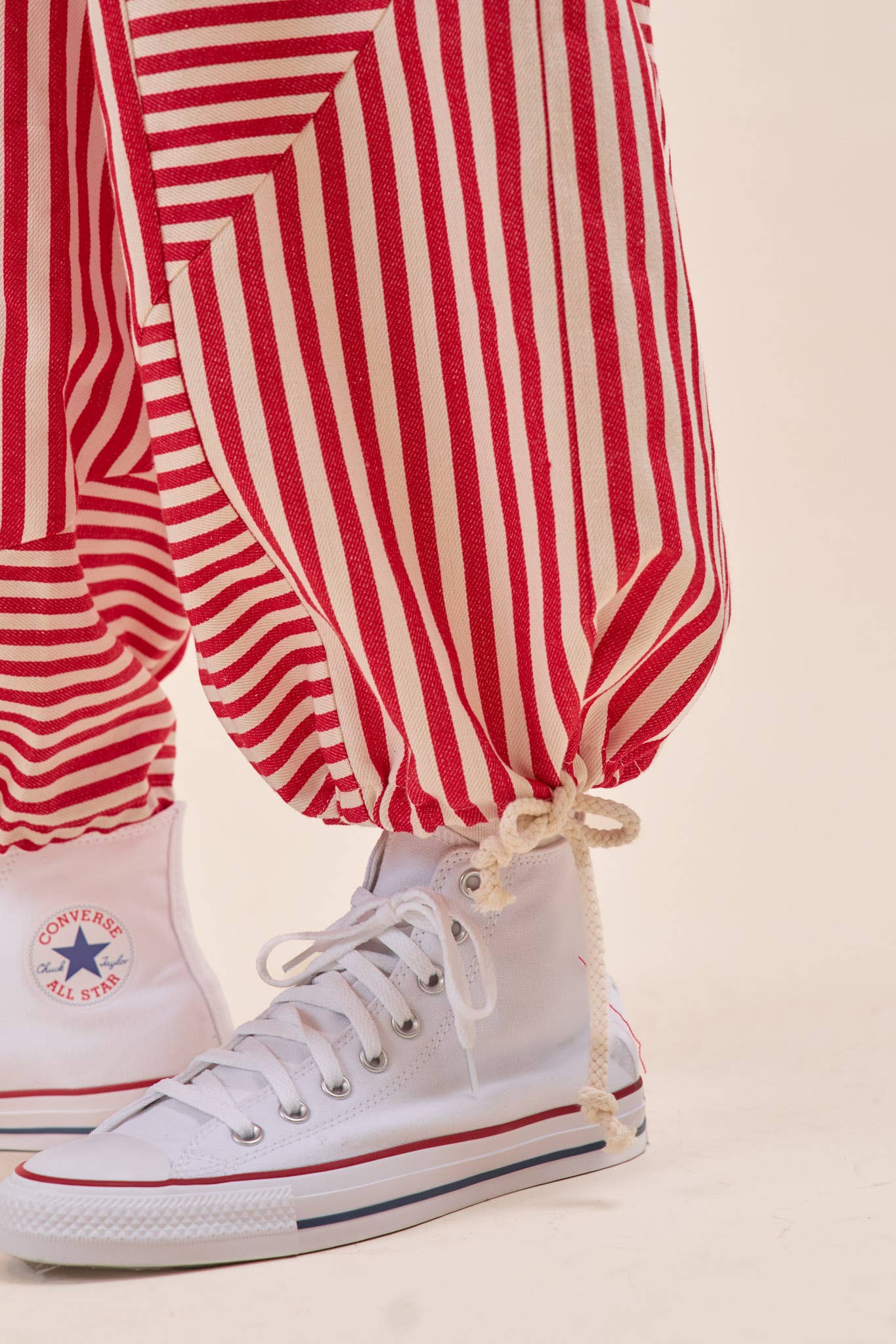 MIXED STRIPES PARACHUTE PANTS MP4366: Dark Blue Stripe / S