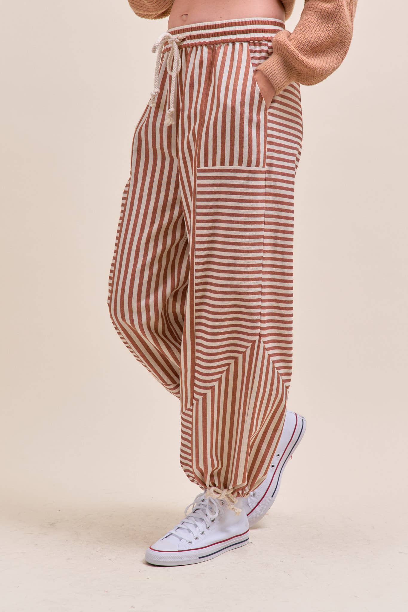 MIXED STRIPES PARACHUTE PANTS MP4366: Dark Blue Stripe / S