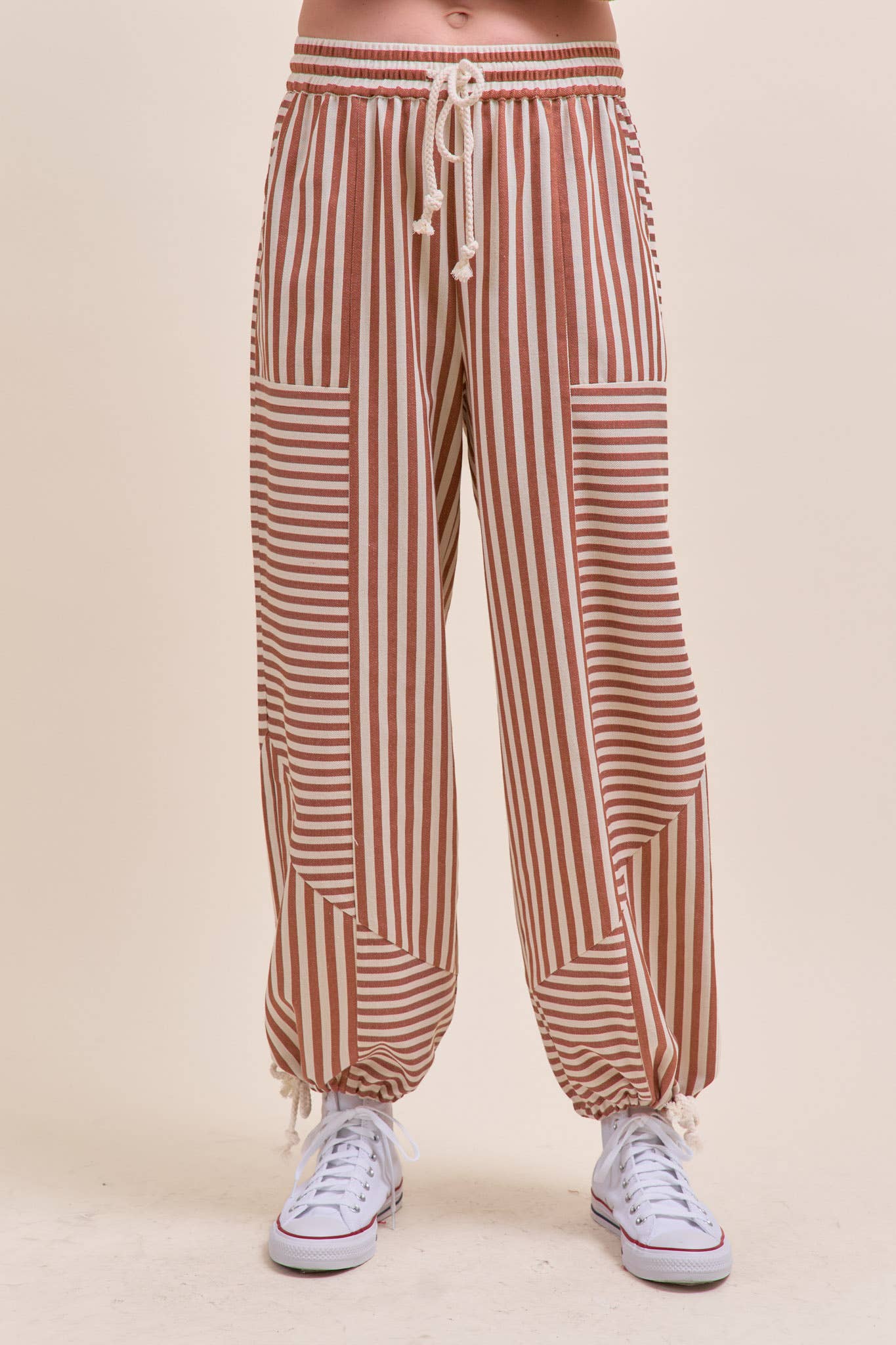 MIXED STRIPES PARACHUTE PANTS MP4366: Dark Blue Stripe / M